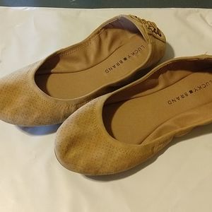 9M/40 size yellow suede Lucky Brand ballet flats